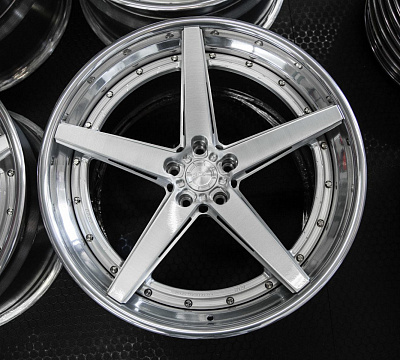 ADV.1 ADV5 Track Spec Advanced Series