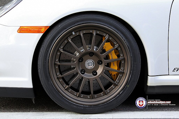 Фото дисков HRE C109 Сатиновая бронза на Porsche 911 VI