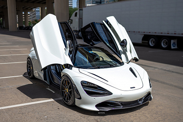 Фото дисков Strasse Wheels SV5 Deep Concave FS Черный сатин на McLaren 720S