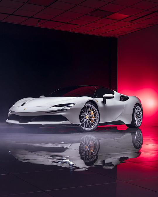 Фото дисков S21-02 Глянцевый лак на Ferrari SF90