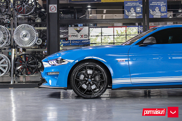 Фото дисков Vossen HF-5 Черный сатин на Ford Mustang VI