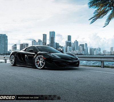 Фото дисков BC Forged KL01 на McLaren 12C