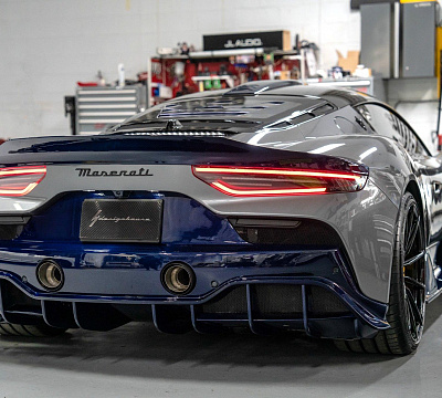 Фото дисков AL13 R10 на Maserati MC20