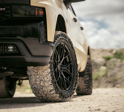 Фото дисков Vossen HF6-4 на Chevrolet Silverado IV