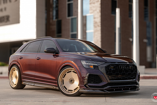 Фото дисков Vossen GEN-06 (3-piece) Сатиновая шампань на Audi Q8