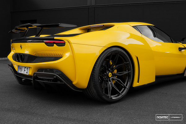 Фото дисков NOVITEC NF11 Черный глянец на Ferrari 296