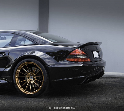 Фото дисков HRE P103 на Mercedes-Benz SL (R230)