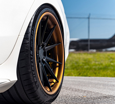 Фото дисков Strasse Wheels SV10M Deep Concave FS на Mercedes-Benz AMG GT I
