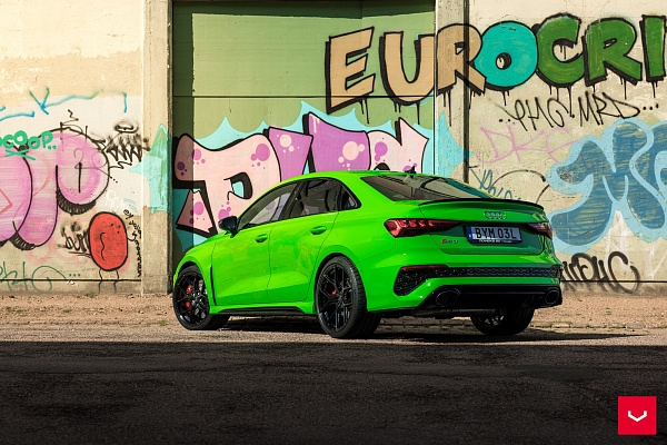 Фото дисков Vossen HF-5 Черный глянец на Audi A/S/RS 3 (8Y)