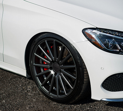 Фото дисков Vossen VFS-2 на Mercedes-Benz C-Class (W205)