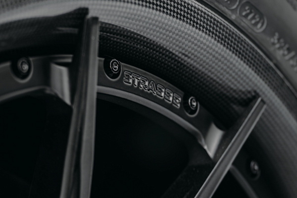 Фото дисков Savini SV10 Черный сатин на Porsche 911 VIII