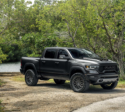 Фото дисков Vossen HF6-3 на Ram 1500 V