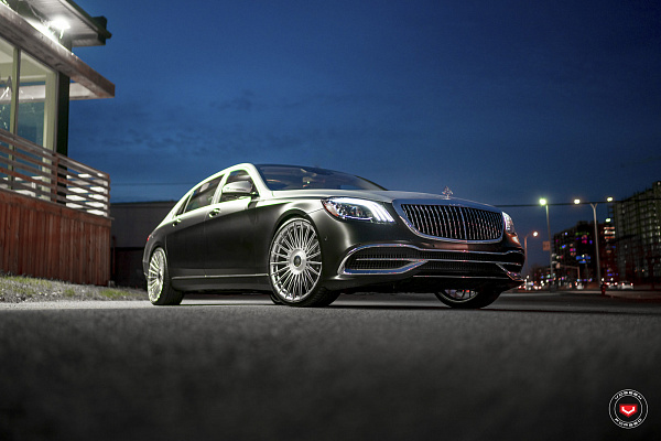 Фото дисков Vossen S17-13 Глянцевый лак на Mercedes-Benz S-Class (W222, C217)