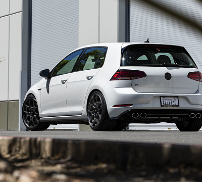 Фото дисков Rotiform ZMO на Volkswagen Golf VII