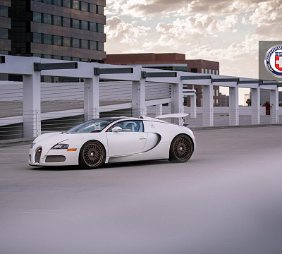 Фото дисков HRE 501 на Bugatti Veyron