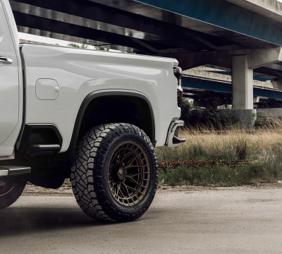 Фото дисков Vossen HFX-1 (8-Lug) на Chevrolet Silverado IV