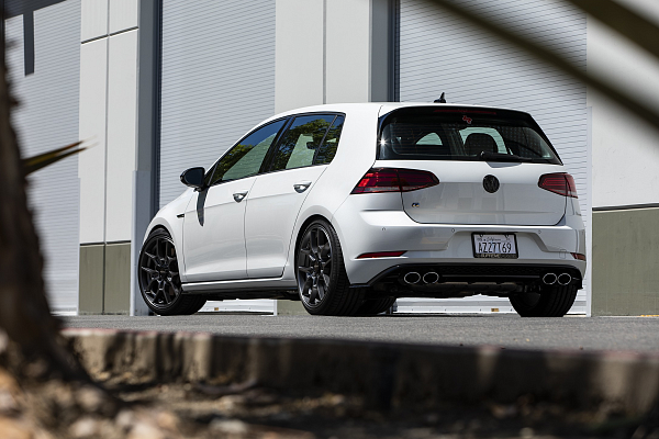 2020 Volkswagen Golf R