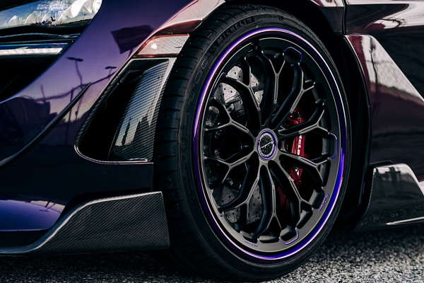 Фото дисков Brixton Forged CM6-RS Черный сатин на McLaren 720S