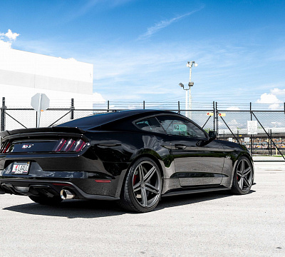 Фото дисков Vossen CV5 на Ford Mustang VI