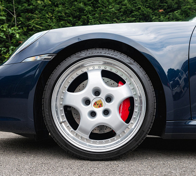 Фото дисков Kahn Cup 1 Remastered 3-Piece на Porsche 911 VIII