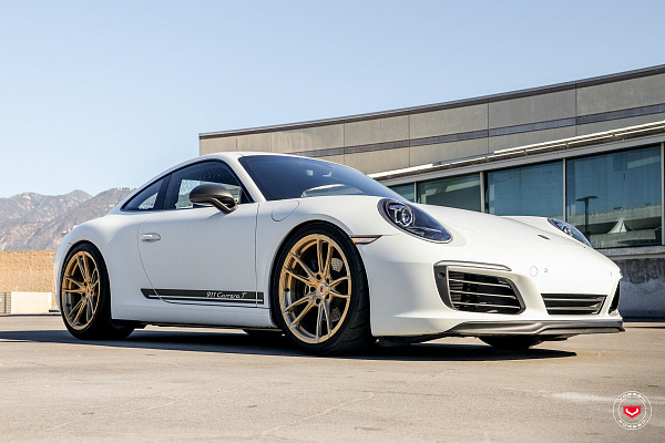 Фото дисков Vossen S17-06 Глянцевая шампань на Porsche 911 VII
