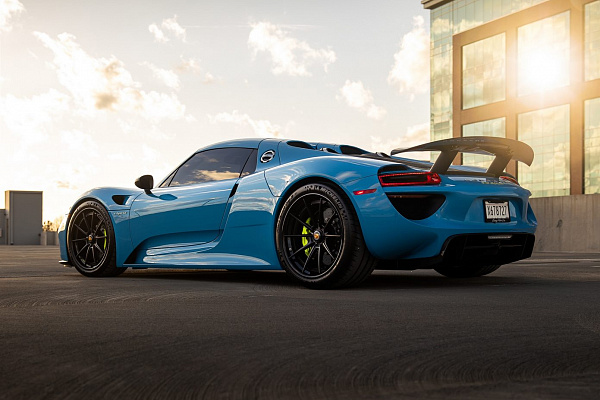 Фото дисков Anrky AN38 Черный сатин на Porsche 918 Spyder
