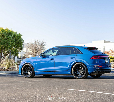 Фото дисков Anrky S1-X3 на Audi Q8