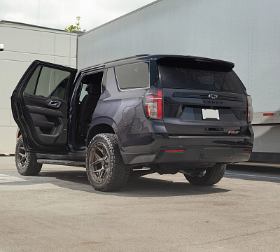Фото дисков 4PLAY 4P55 на Chevrolet Tahoe V
