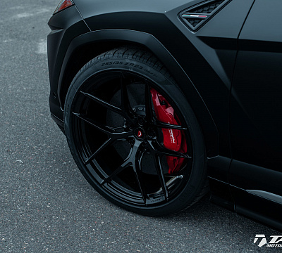 Фото дисков Vossen S21-01 на Lamborghini Urus