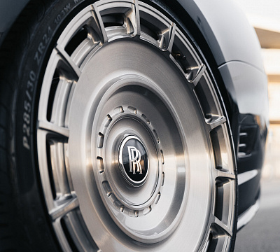Фото дисков Vossen UV-7 на Rolls-Royce Ghost II