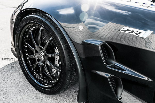 Chevrolet Corvette C6 ZR1