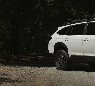 Фото дисков Black Rhino AWOL на Subaru Outback BT