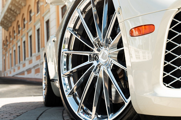 Фото дисков Anrky AN19 Полированный лак на Bentley Continental GT III