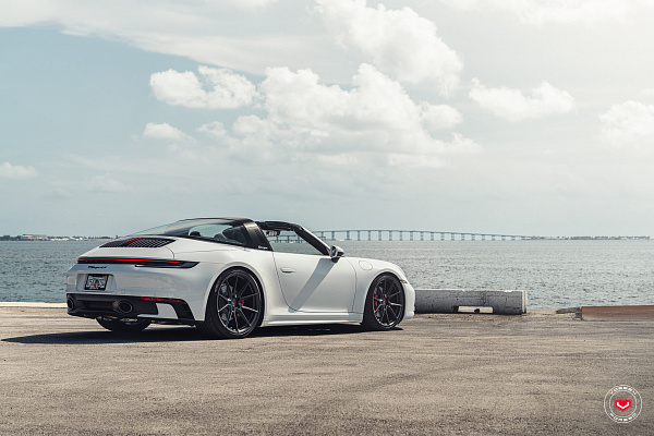 Фото дисков Vossen EVO-2 Черный сатин на Porsche 911 VIII