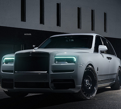 Фото дисков Strasse Wheels SV101 Deep Concave Duoblock RR на Rolls-Royce Cullinan