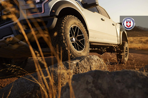 Фото дисков HRE P161 Черный сатин на Ford F-150 XIII