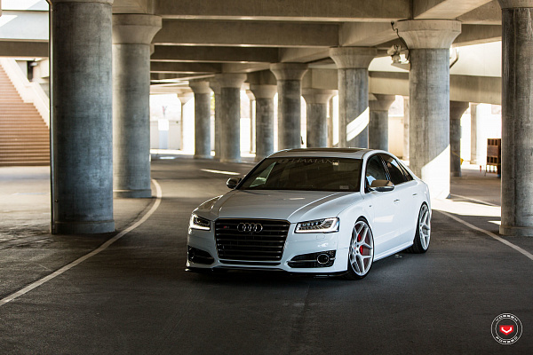 Фото дисков Vossen CG-205 Сатиновый лак на Audi A/S 8 (D4)