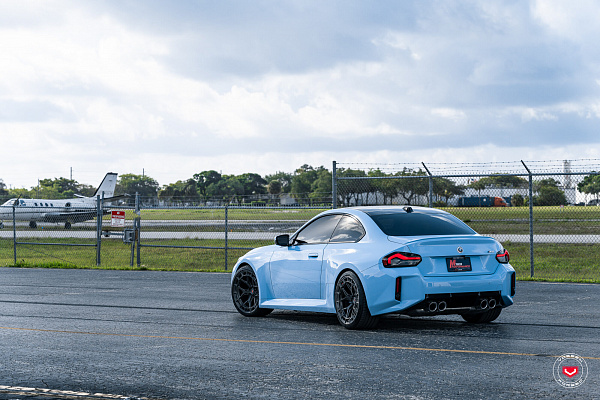 Фото дисков Vossen LC3-01 Глянцевый темный лак на BMW 2/M2 (G42/G87)