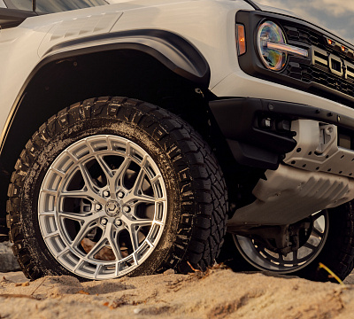 Фото дисков Vossen HFX-1 (6-Lug) на Ford Bronco