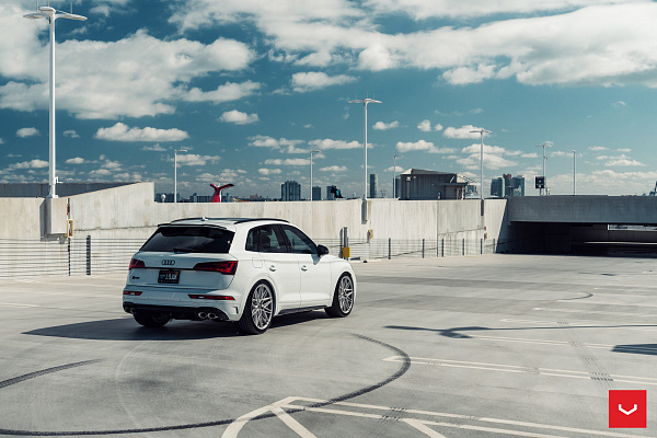 Фото дисков Vossen HF-7 Серебро на Audi Q5 GU