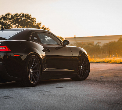 Фото дисков Vossen VFS-10 на Chevrolet Camaro V