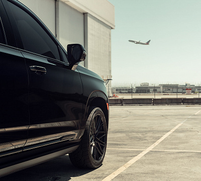 Фото дисков Vossen HF6-5 на Cadillac Escalade V