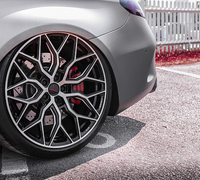 Фото дисков Vossen HF-2 на Mercedes-Benz C-Class (W205)
