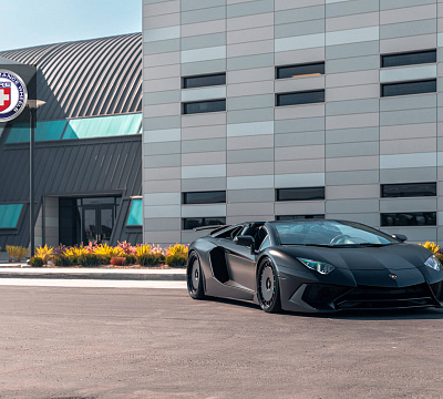 Фото дисков HRE 935 на Lamborghini Aventador