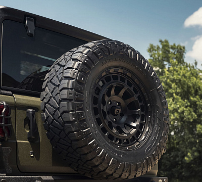 Фото дисков Black Rhino CHAMBER на Jeep Wrangler IV (JL)