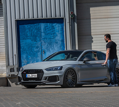 Фото дисков Vossen VFS-2 на Audi A/S/RS 5 (F5)