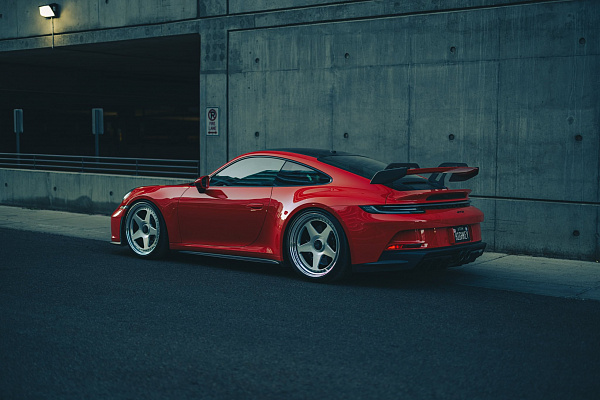 Фото дисков Brixton Forged TR04 Глянцевый лак на Porsche 911 VIII