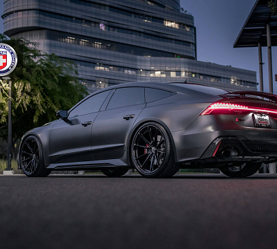 Фото дисков HRE P104SC на Audi A/RS 7 (4K)