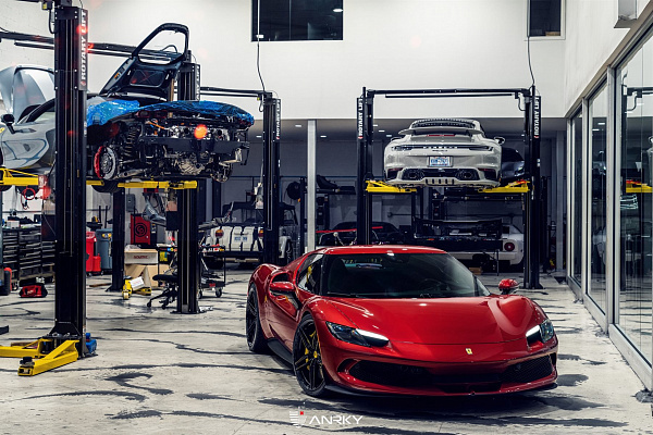 Фото дисков Anrky AN17 Черный глянец на Ferrari 296