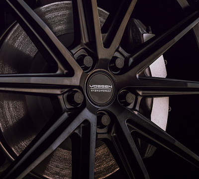 Фото дисков Vossen HFX-2 (5-Lug) на Tesla Model Y